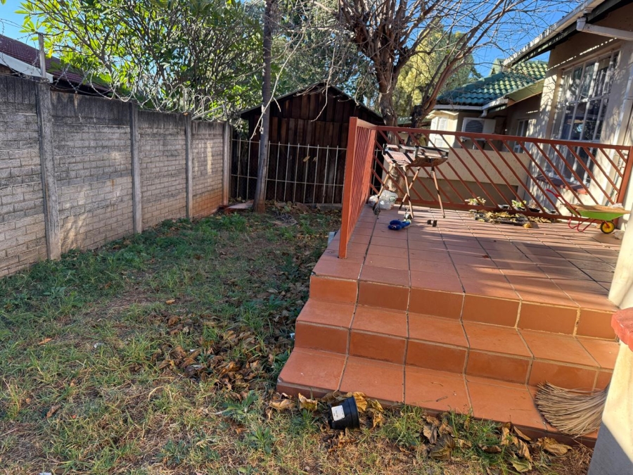 To Let 3 Bedroom Property for Rent in Geelhoutpark North West